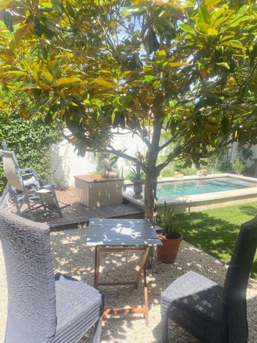 Ferienwohnung A Lombre Du Magnolia LʼIsle-sur-la-Sorgue Exterior foto